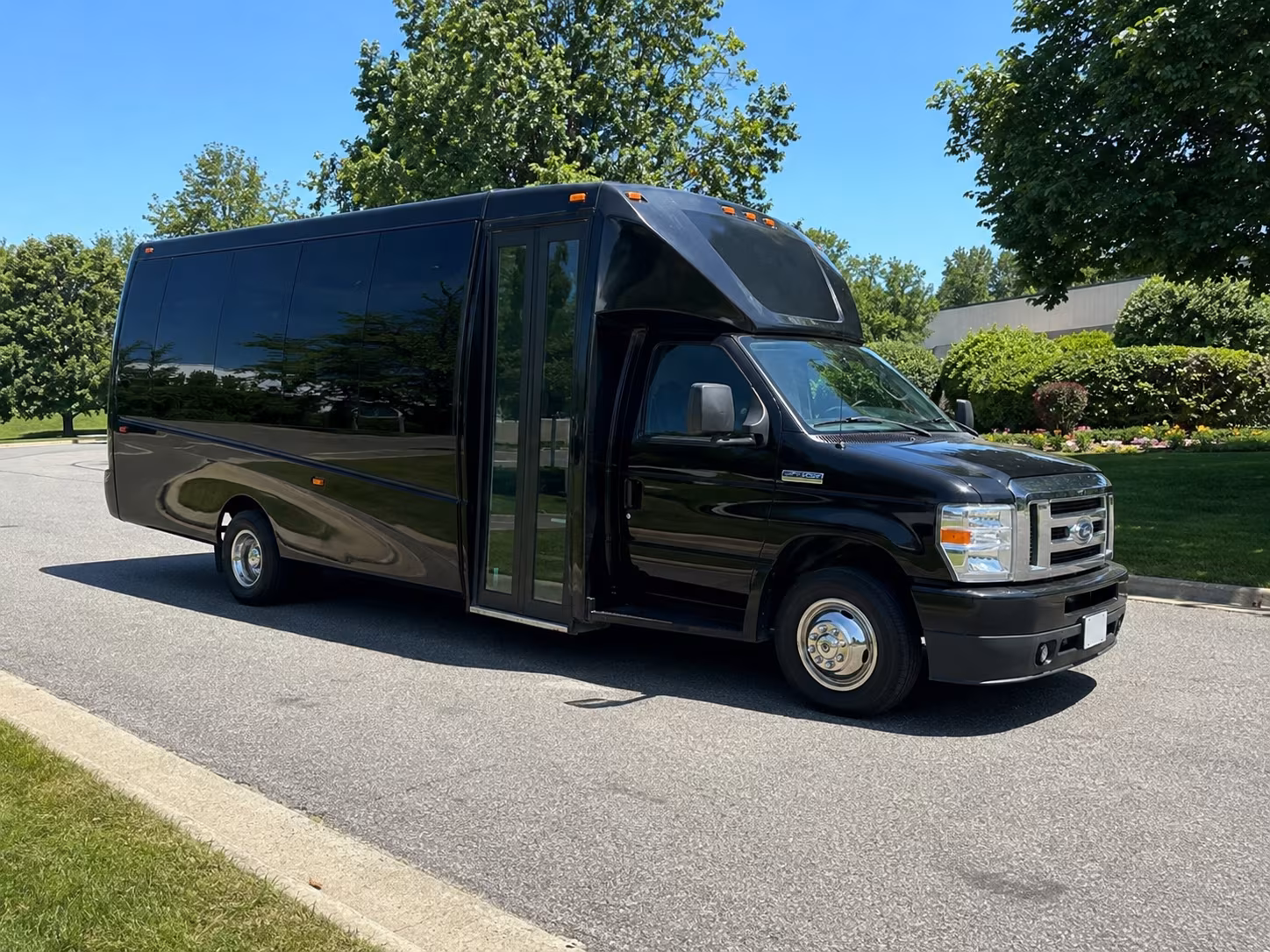 New York Birthday, Sweet 16, & Quinceañera Transportation party bus exterior