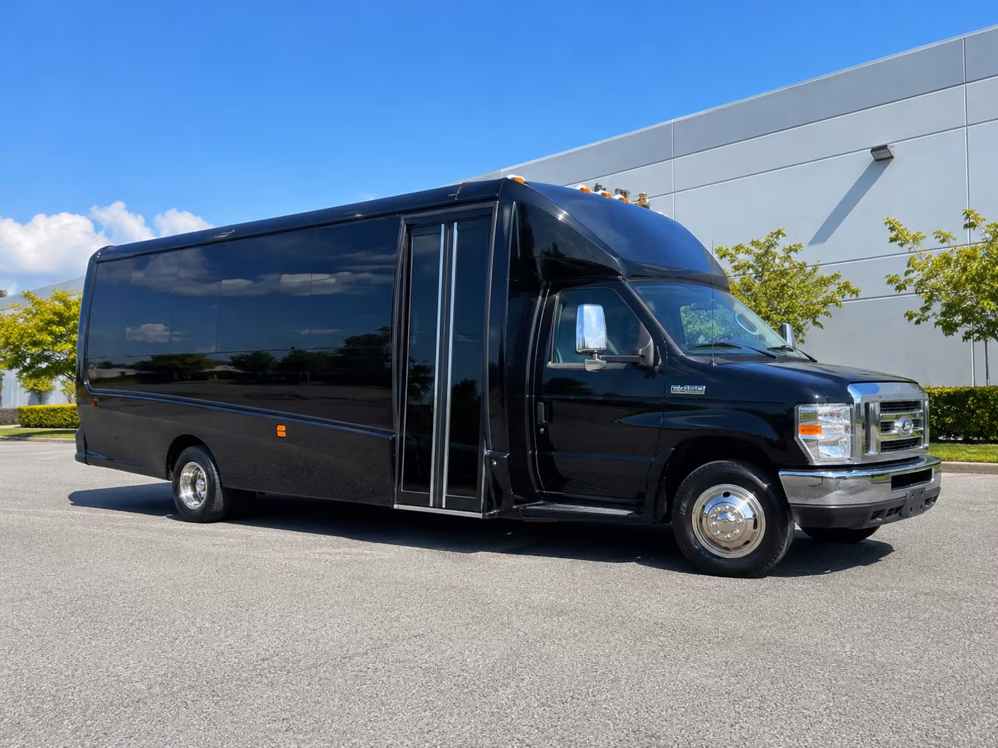 New York Birthday, Sweet 16, & Quinceañera Transportation onboard seating