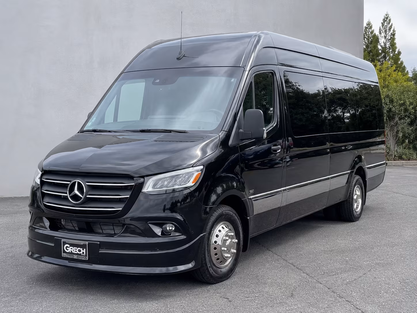 Newark School Event & Field Trip Transportation